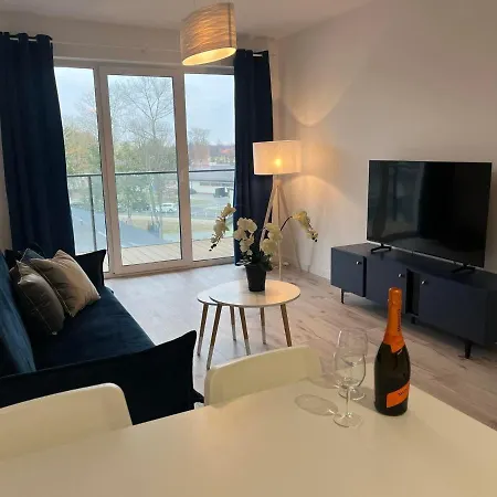 Z Basenem I Sauna Apartment Dziwnow