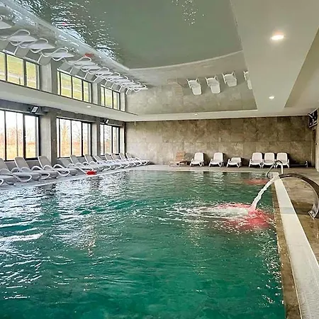 Z Basenem I Sauna דירה